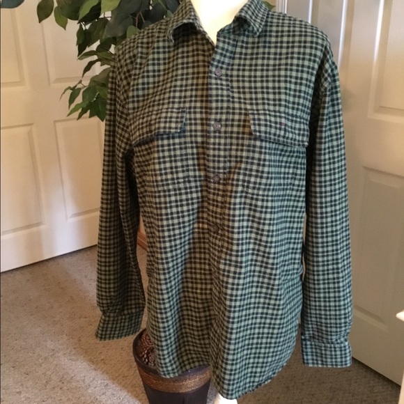 Magellan Outdoors Other - Green and Black Long Sleeve Flannel Shirt size L